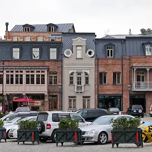 Meidan Bazaar Prime Location Тбилиси